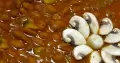طرز تهیه خوراک لوبیا چیتی خوشمزه و مجلسی با قارچ و سیب زمینی