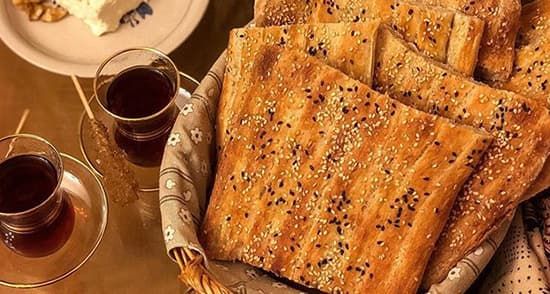 طرز تهیه نان بربری خانگی خوشمزه و پف دار به روش نانوایی در خانه