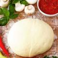 طرز تهیه خمیر جادویی عالی و همه کاره برای پیتزا و پیراشکی بدون شیر