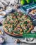 طرز تهیه پیتزای اسفناج و پنیر و قارچ ساده و خوشمزه بدون گوشت
