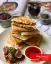 طرز تهیه چیمی چانگا مکزیکی لذیذ با گوشت، خمیر یوفکا و سس تاکو