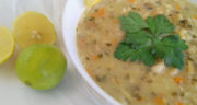 طرز تهیه سوپ کنگر لذیذ و خوش طعم با جو پرک، قارچ و هویج