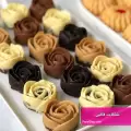 طرز تهیه شکلات قالبی خانگی ساده و آسان با پودر کاکائو و بیسکویت