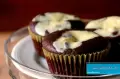 طرز تهیه کاپ کیک پنیری مجلسی و خوشمزه با قالب کاغذی در توستر و فر