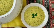 طرز تهیه آش دوغ شیرازی ساده و خوشمزه بدون گوشت برای 4 نفر