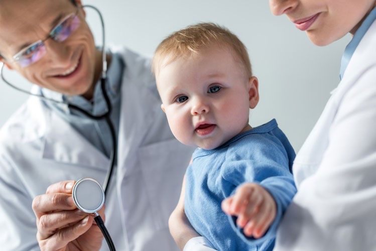 نوبت دهی و مشاوره آنلاین بهترین دکترهای متخصص اطفال (کودکان و نوزادان) کرج