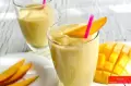 طرز تهیه شیر انبه کافی شاپی مخصوص و خوشمزه با بستنی و موز