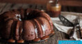 طرز تهیه کیک شکلاتی بدون تخم مرغ و فر و همزن برقی با پف عالی در خانه