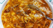 طرز تهیه سوپ ورمیشل با گوشت چرخ کرده خوشمزه و راحت برای سرماخوردگی و کرونا