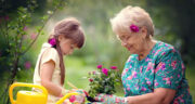متن تبریک روز مادر به مادر بزرگ زیبا و احساسی | متن در مورد نوه و مادر بزرگ
