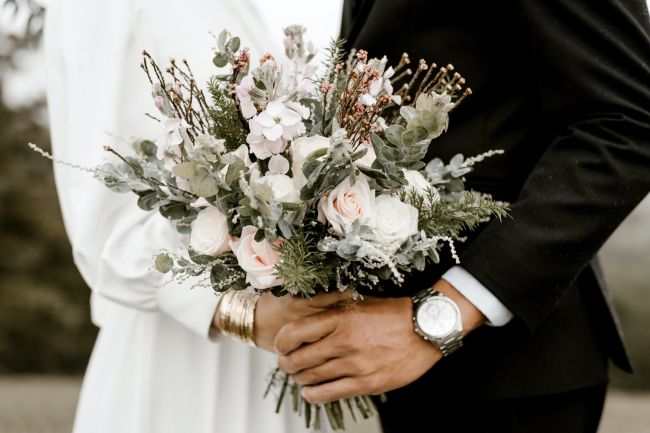  متن تبریک عروسی کوتاه و زیبا