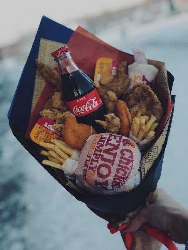 عکس کادو ولنتاین برای دختر فیک