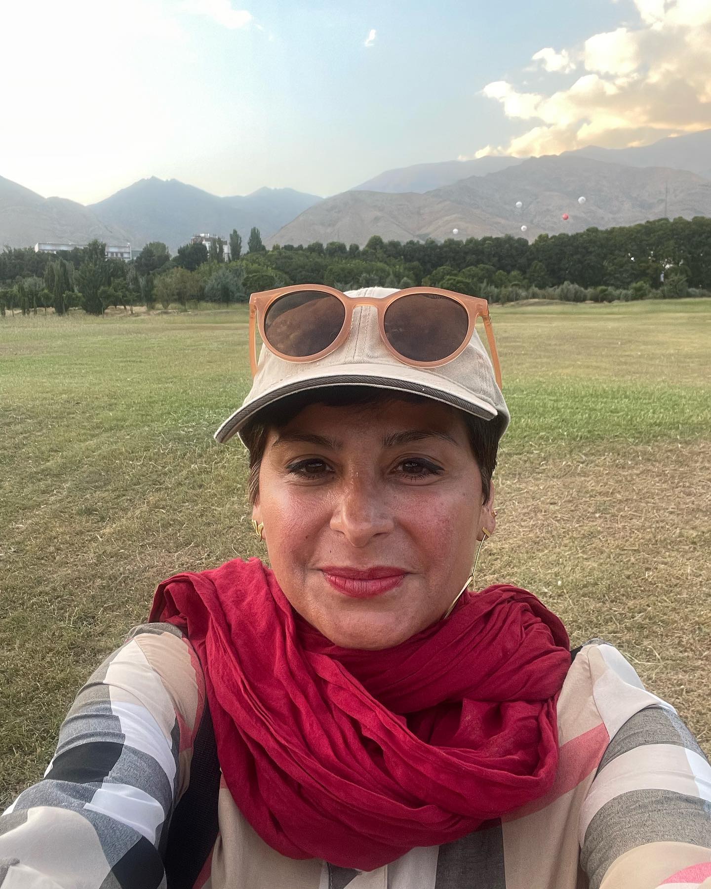 بیوگرافی سیما تیرانداز