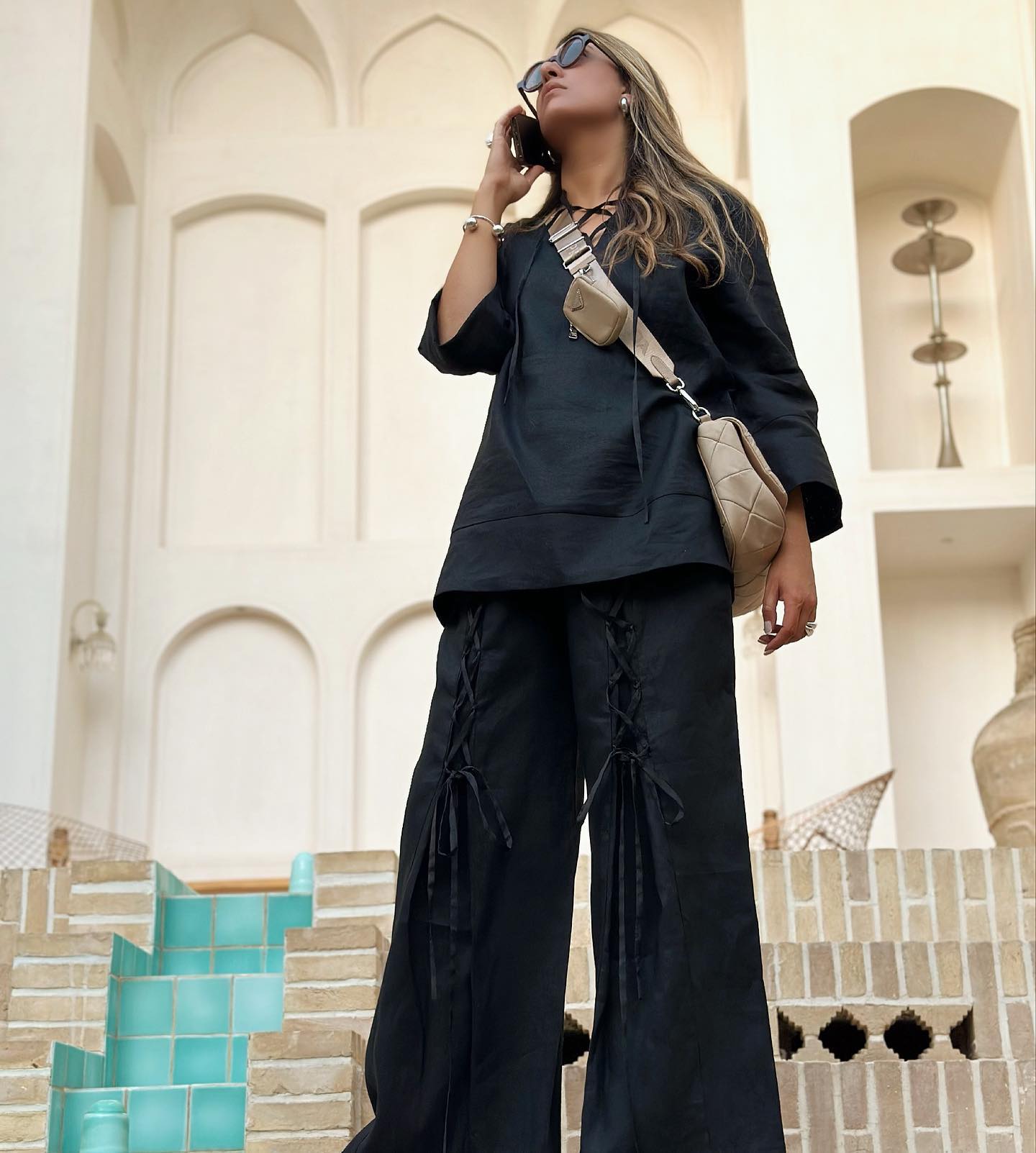 غزال رجبیان طراح لباس