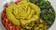 طرز تهیه پوره سیب زمینی با پیاز داغ و جعفری بدون شیر (غذای فوری و سه سوته)