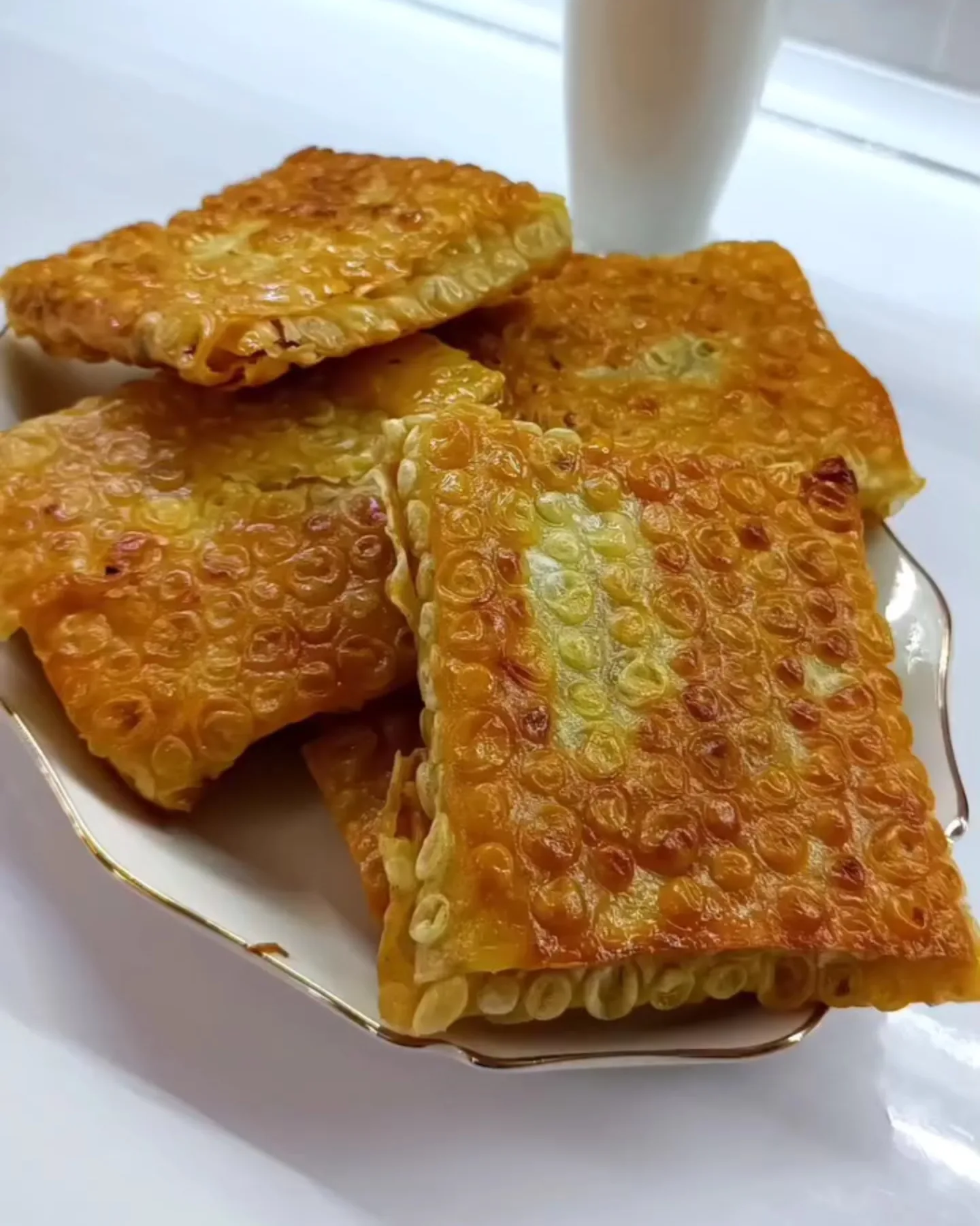 پیچیدن سمبوسه با نان مربعی