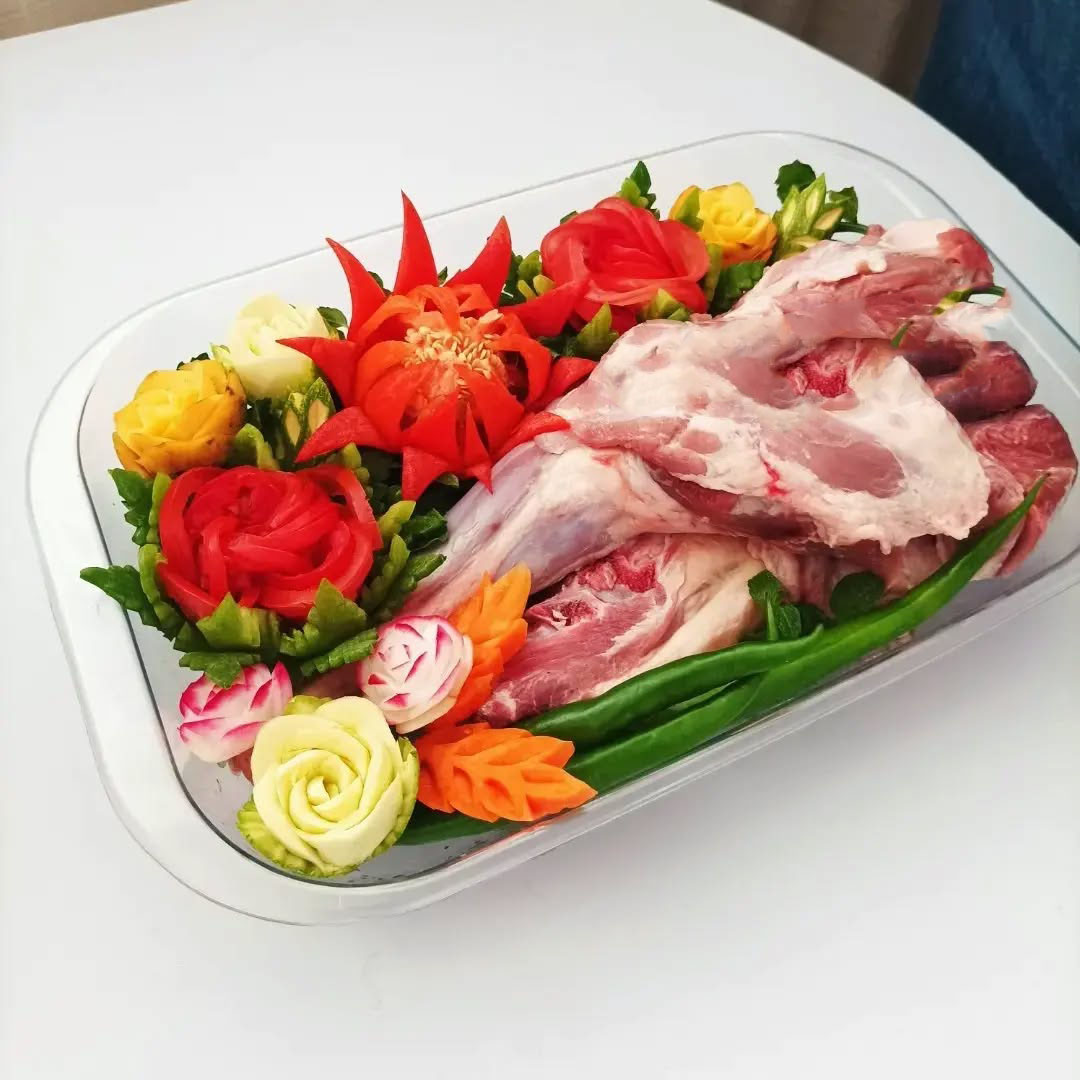 تزیین گوشت برای عید قربان عروس