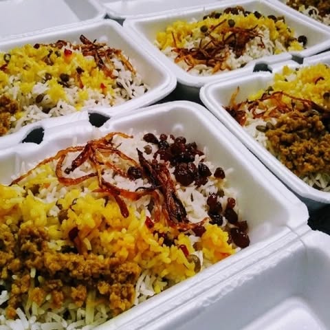 تزیین عدس پلو با گوشت چرخ کرده