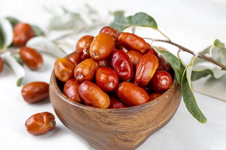 خواص سنجد برای استخوان