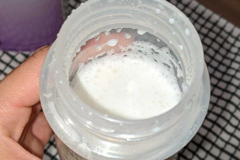 از کجا بفهمیم شیر خشک خراب شده