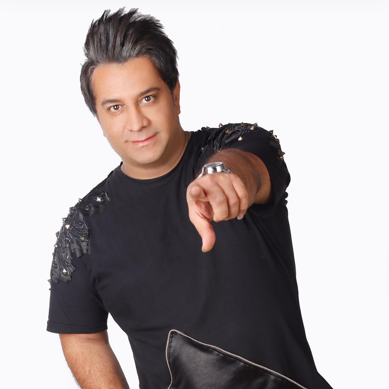 بیوگرافی امید جهان