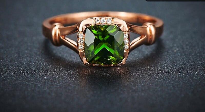 تعبیر خواب انگشتر نقره نگین دار مردانه