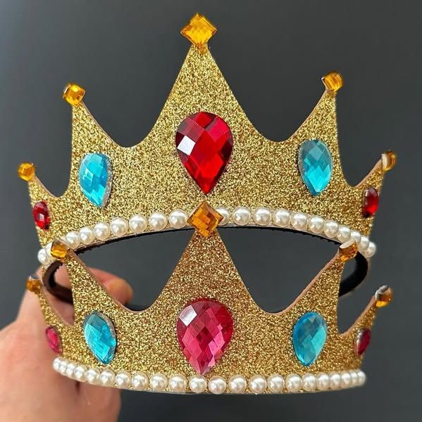 کاردستی تاج مناسب برای روز جهانی کودک