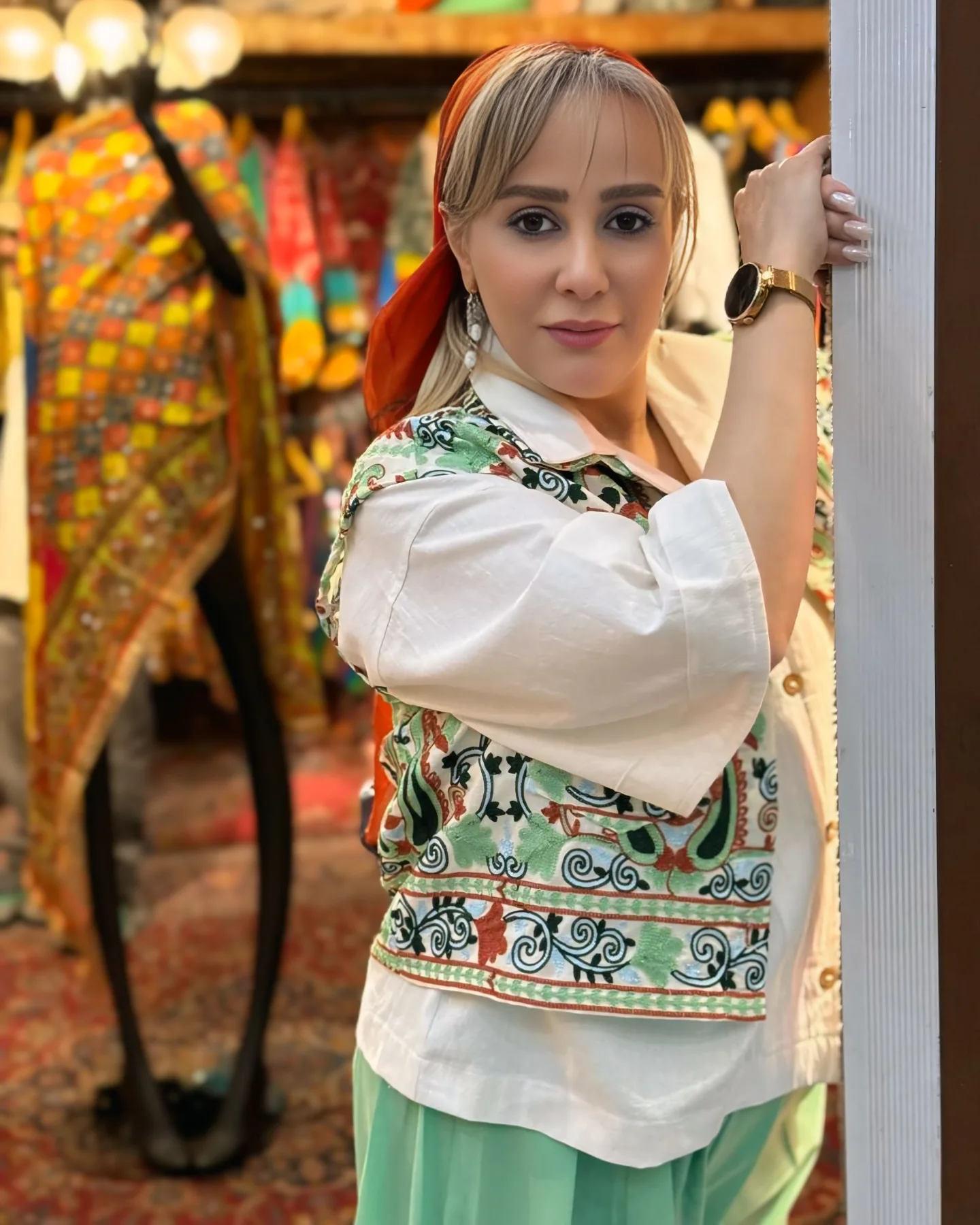 بیوگرافی شیوا خسرومهر